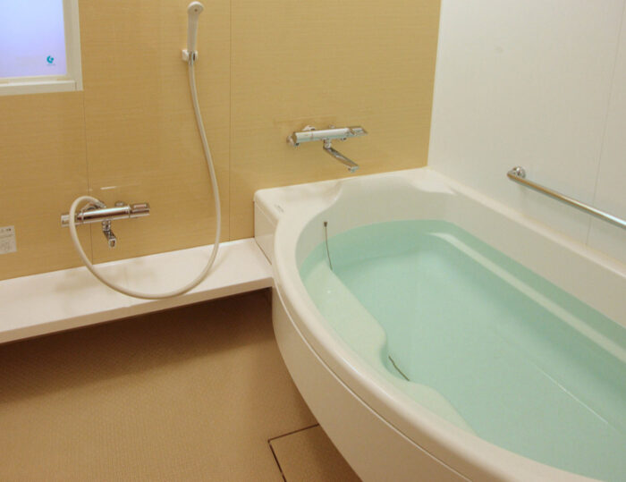 東京ベイ舞浜ホテルの洗い場付きバスルーム